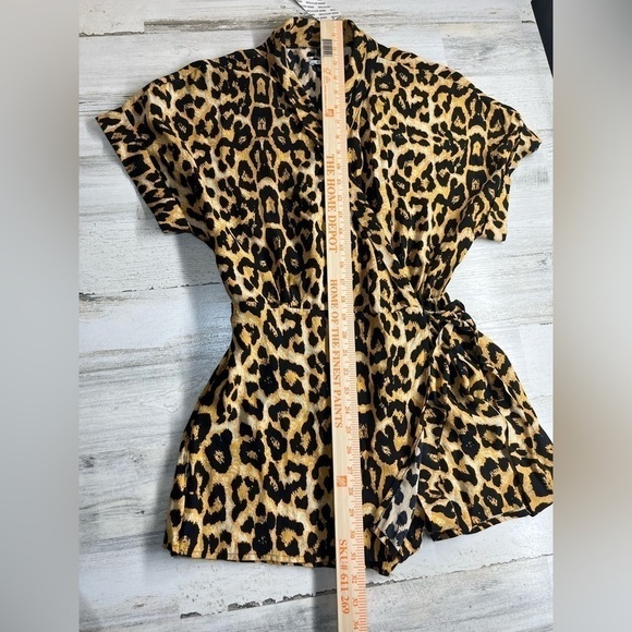 Urban Outfitters-Zoe sis tie xsmall wrap romper yellow leopard NWT - Picture 7 of 9